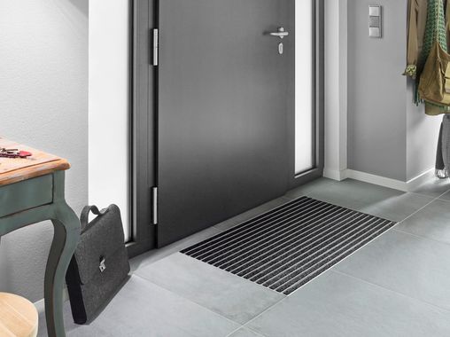 Link zur Seite emco INOX®LINEO mit extrabreiten Ripseinlagen
